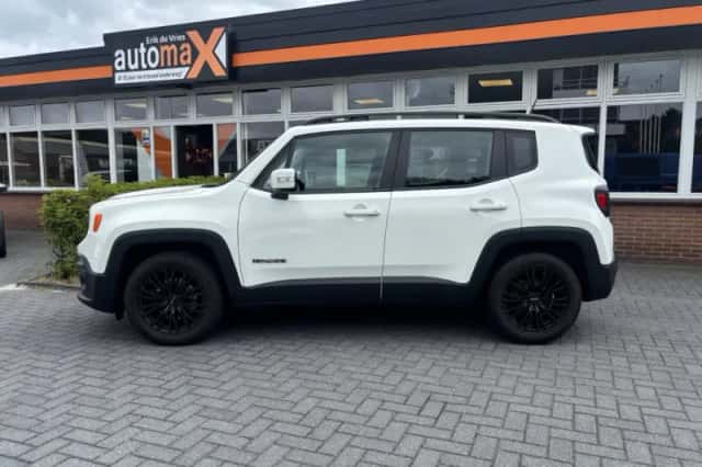 Jeep Renegade (2015) thumbnail 6