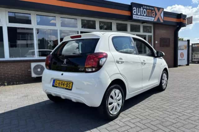 Peugeot 108 (2021) thumbnail 3