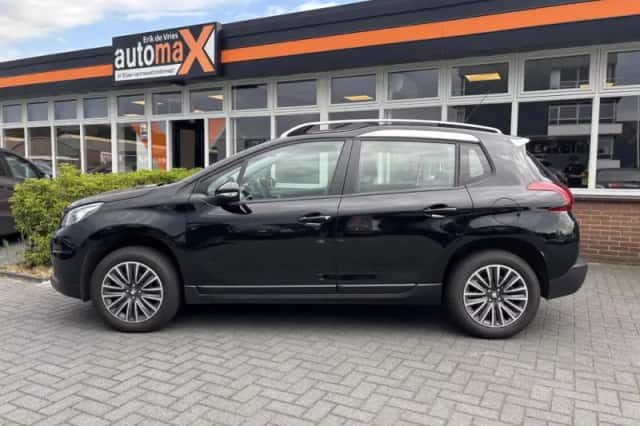 Peugeot 2008 (2018) thumbnail 2
