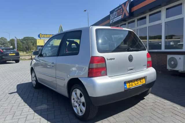 Volkswagen Lupo (2003) thumbnail 3