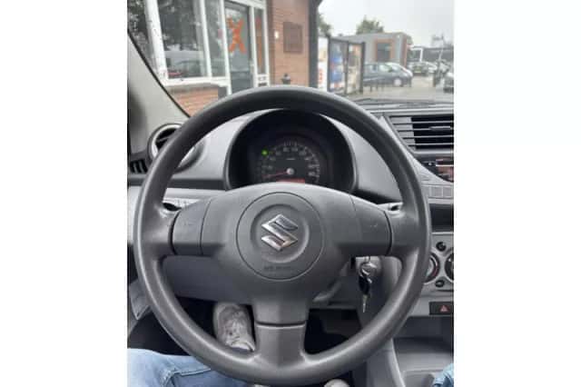 Suzuki Alto (2010) thumbnail 4
