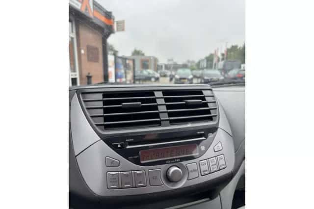 Suzuki Alto (2010) thumbnail 6