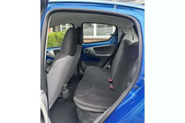Toyota Aygo (2012) thumbnail 3