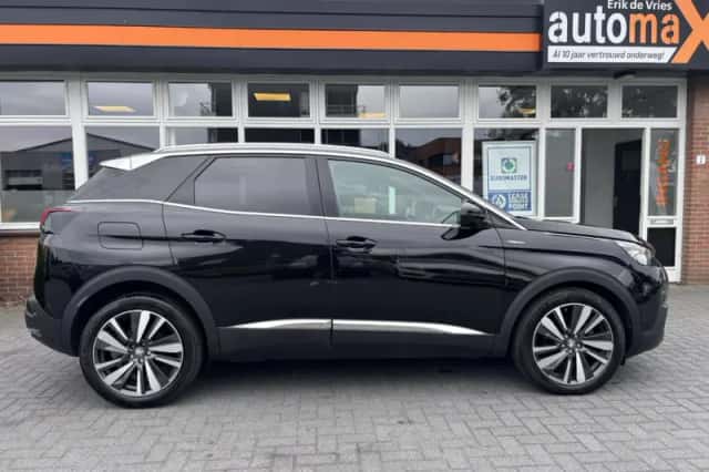 Peugeot 3008 (2019) thumbnail 5