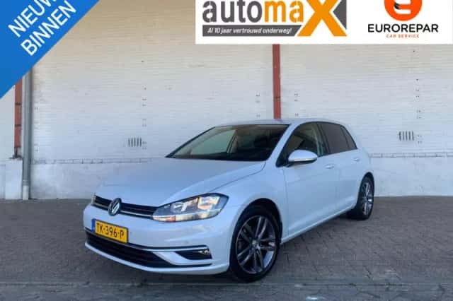 Volkswagen Golf (2018) thumbnail 1