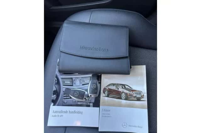 Mercedes-Benz E-Klasse (2011) thumbnail 6