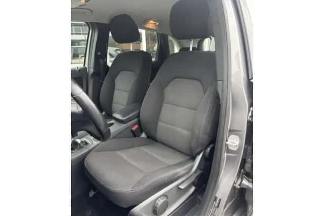 Mercedes-Benz B-Klasse (2012) thumbnail 2