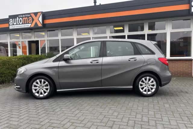 Mercedes-Benz B-Klasse (2012) thumbnail 4