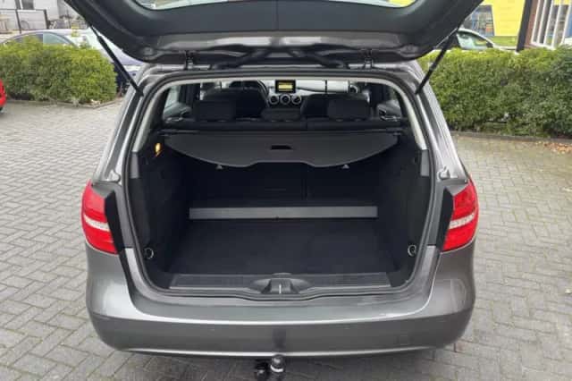 Mercedes-Benz B-Klasse (2012) thumbnail 5