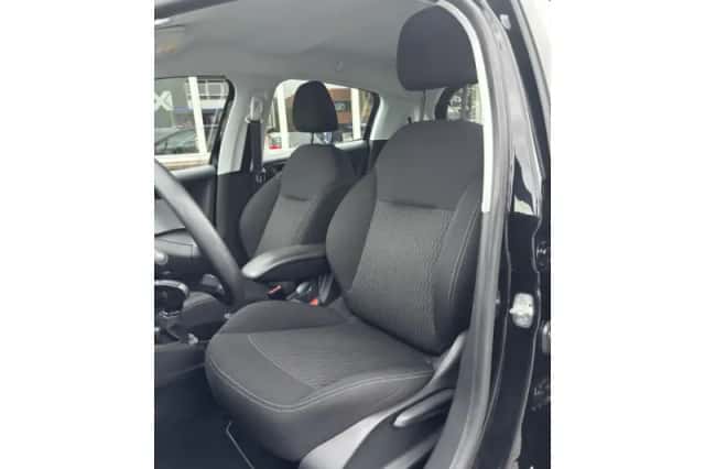 Peugeot 208 (2018) thumbnail 5
