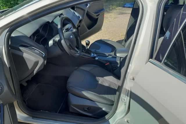 Ford Focus (2016) thumbnail 3