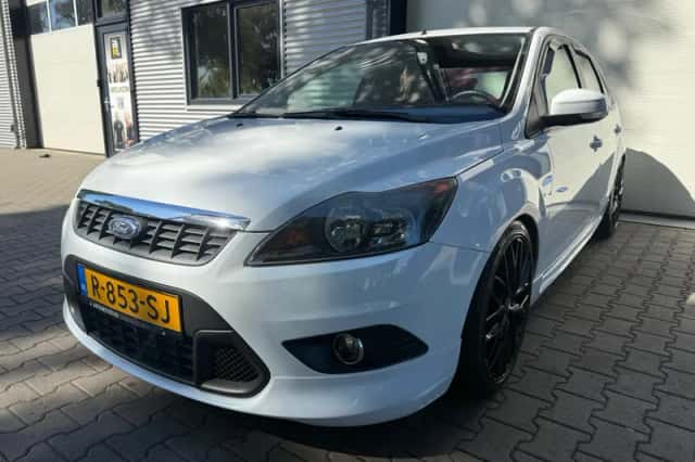 Ford Focus (2009) thumbnail 1