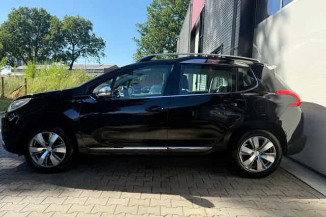 Peugeot 2008 (2014) thumbnail 5