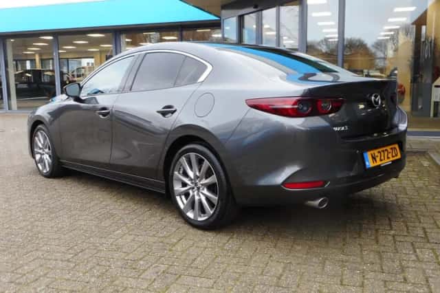 Mazda 3 (2020) thumbnail 4