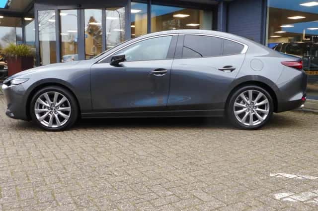Mazda 3 (2020) thumbnail 6