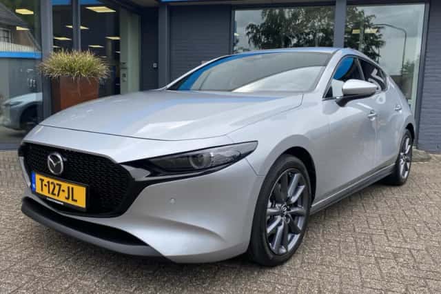 Mazda 3 (2022) thumbnail 3