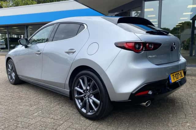 Mazda 3 (2022) thumbnail 4