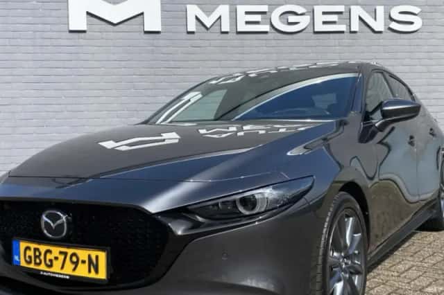 Mazda 3 (2022) thumbnail 1