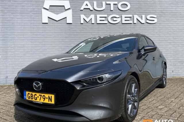 Mazda 3 (2022) thumbnail 2