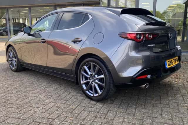 Mazda 3 (2022) thumbnail 4