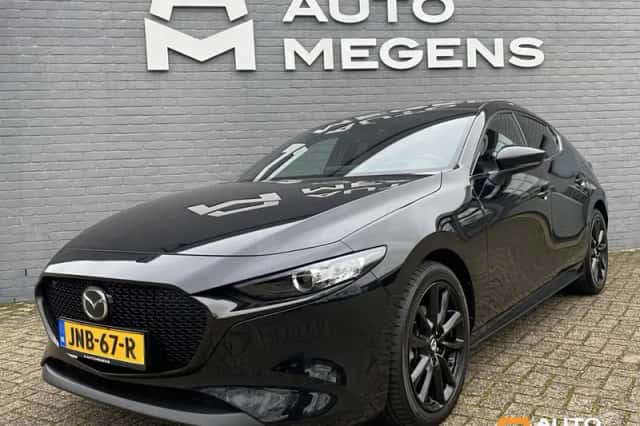 Mazda 3 (2025) thumbnail 2