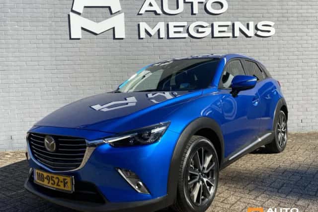 Mazda CX-3 (2015) thumbnail 2