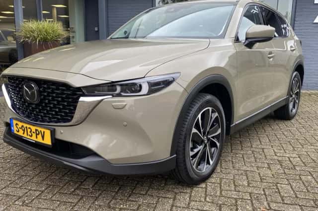 Mazda CX-5 (2022) thumbnail 3