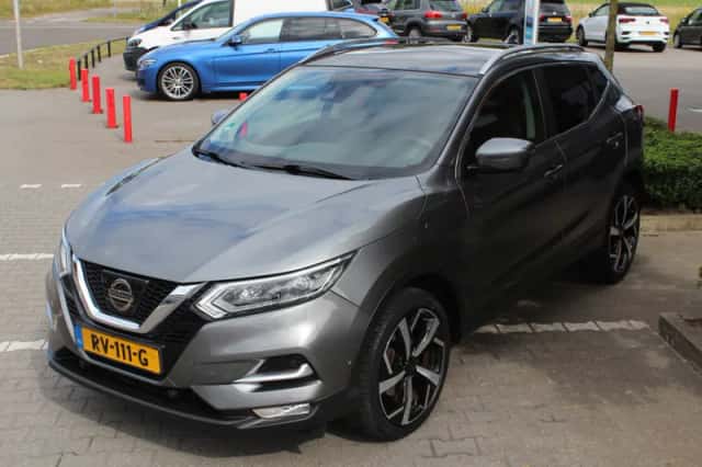 Nissan Qashqai (2018) thumbnail 4