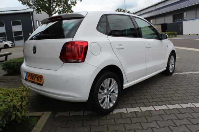 Volkswagen Polo (2013) thumbnail 5