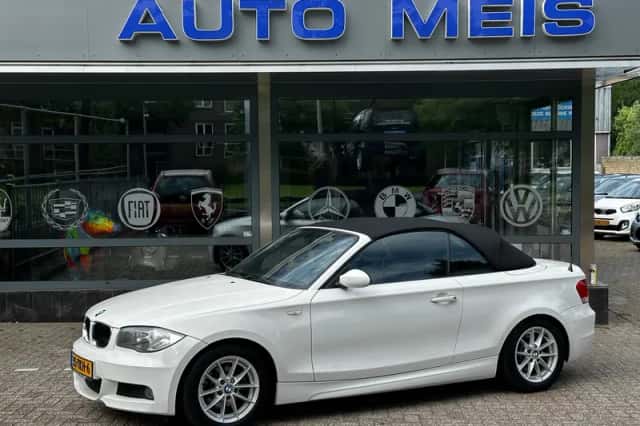 BMW 1-Serie (2009) thumbnail 1