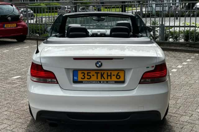 BMW 1-Serie (2009) thumbnail 6