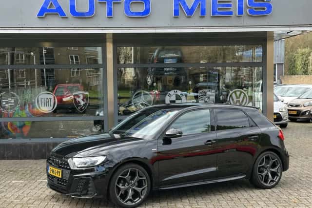 Audi A1 (2023) thumbnail 4