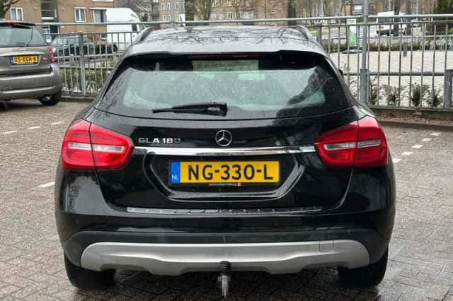 Mercedes-Benz GLA-Klasse (2017) thumbnail 5