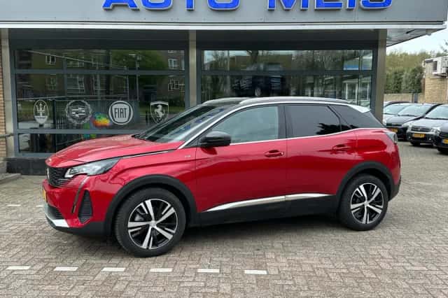 Peugeot 3008 (2021) thumbnail 1