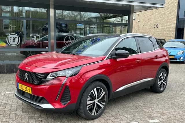 Peugeot 3008 (2021) thumbnail 2