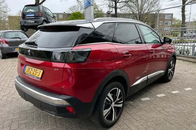 Peugeot 3008 (2021) thumbnail 5