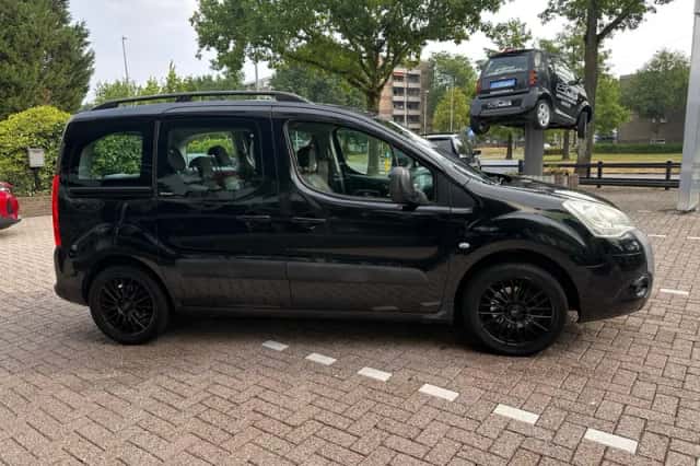 Citroën Berlingo (2009) thumbnail 6
