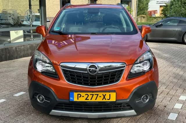 Opel Mokka (2013) thumbnail 3
