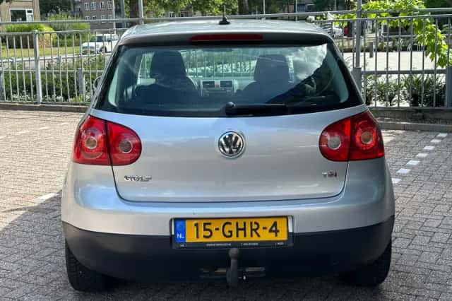 Volkswagen Golf (2008) thumbnail 5
