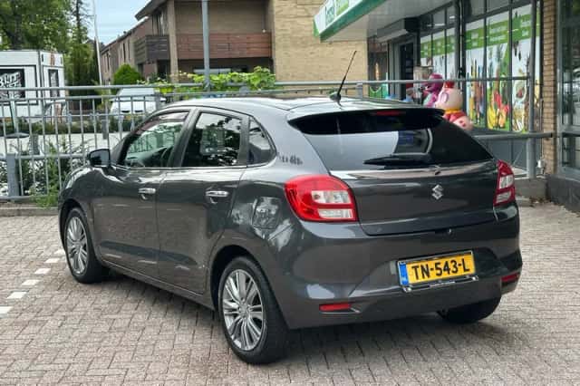 Suzuki Baleno (2018) thumbnail 5
