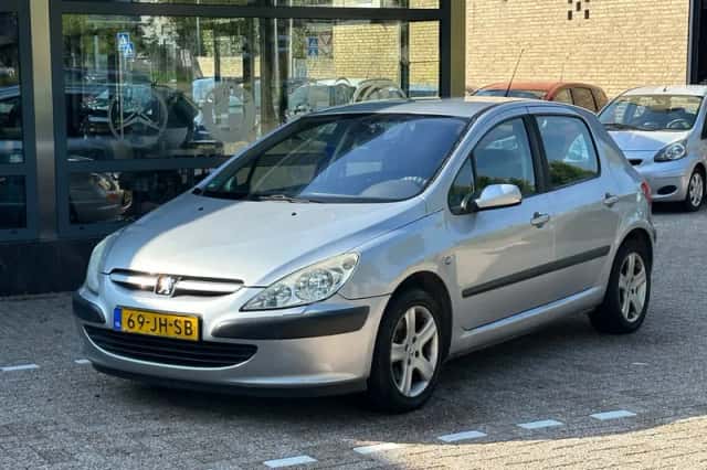 Peugeot 307 (2002) thumbnail 2