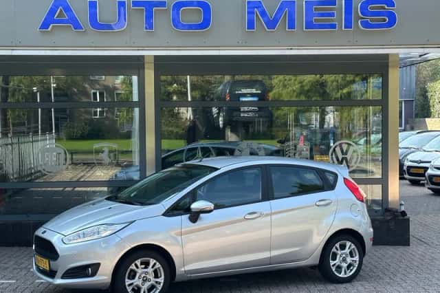 Ford Fiesta (2016) thumbnail 1