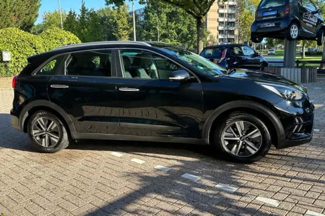 Kia Niro (2020) thumbnail 5