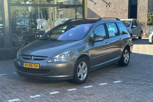 Peugeot 307 (2004) thumbnail 2