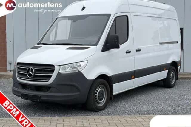 Mercedes-Benz Sprinter (2021) thumbnail 1