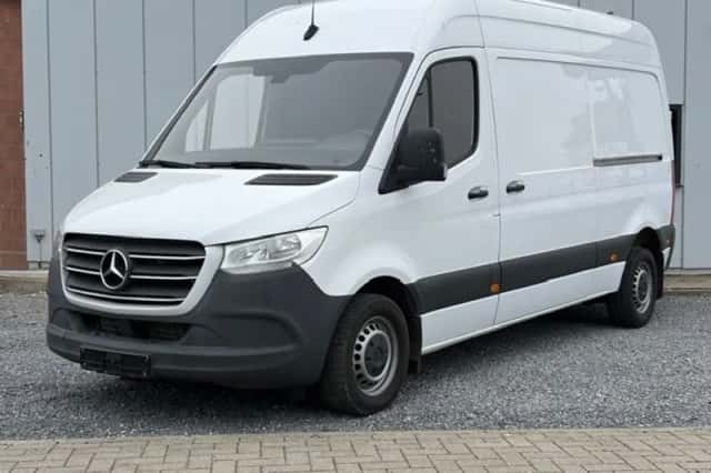 Mercedes-Benz Sprinter (2021) thumbnail 3