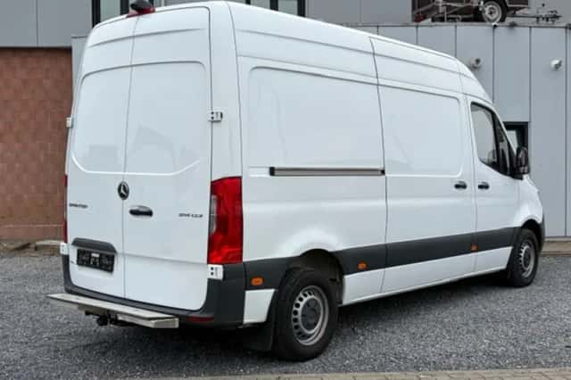 Mercedes-Benz Sprinter (2021) thumbnail 5