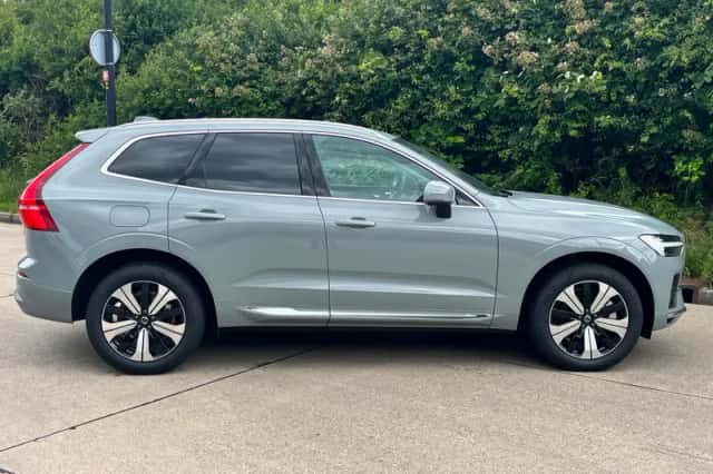Volvo XC60 (2025) thumbnail 5