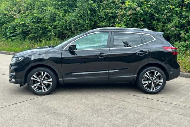 Nissan Qashqai (2019) thumbnail 4