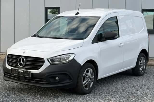 Mercedes-Benz Citan (2022) thumbnail 3